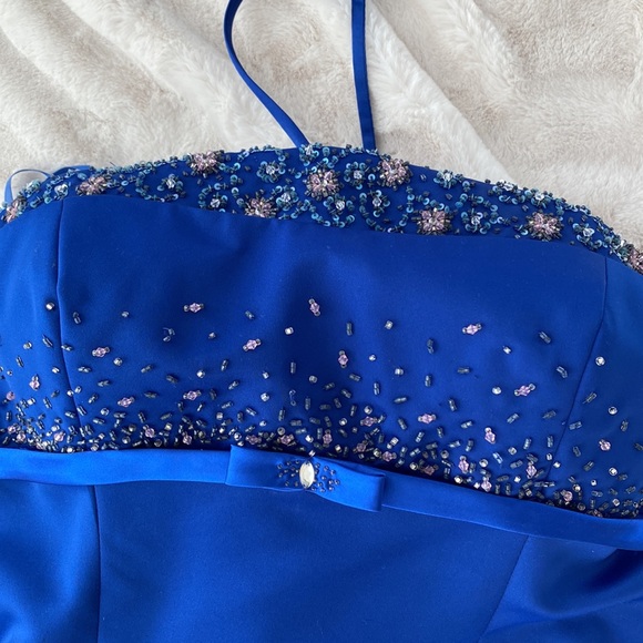Royal blue prom dress - Picture 2 of 3
